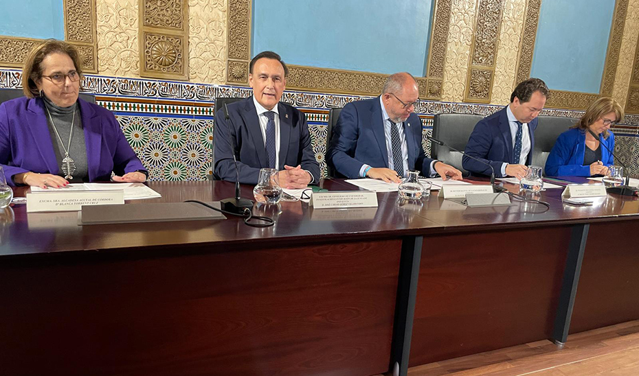 The University of Cordoba joins the Andalusian logistics cluster to contribute to innovation and knowledge transfer.